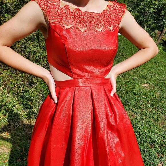 Sherri Hill Dresses & Skirts - Sherri Hill 9756